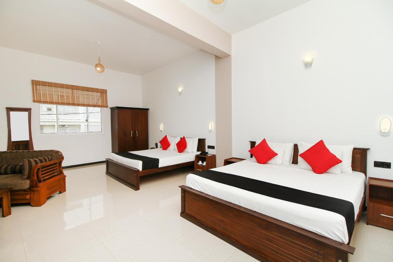 Grace Beach Resort By Travel Corners Негомбо Экстерьер фото
